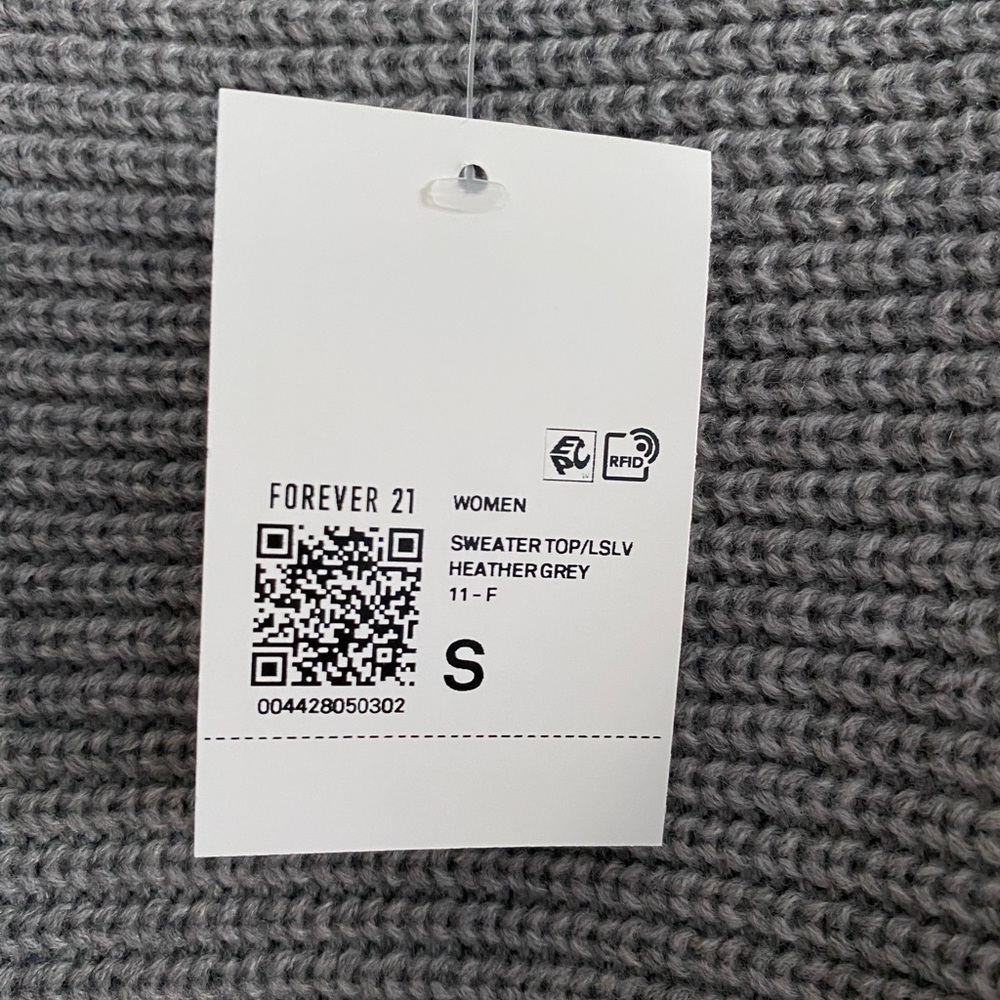 Ribbed Off-Shoulder Sweater - Picture 4 of 9